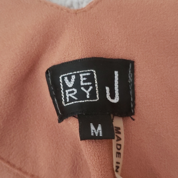 Blouse - Picture 2 of 3